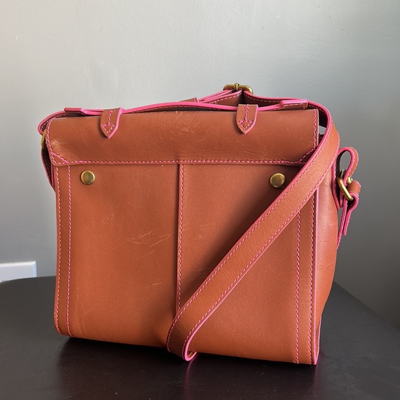 IIBeCa by Joy Gryson Duane Leather Crossbody Bag - Picture 3 of 16